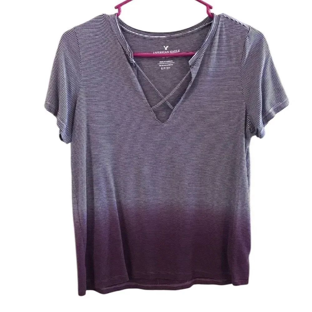 American Eagle Short Sleeve T